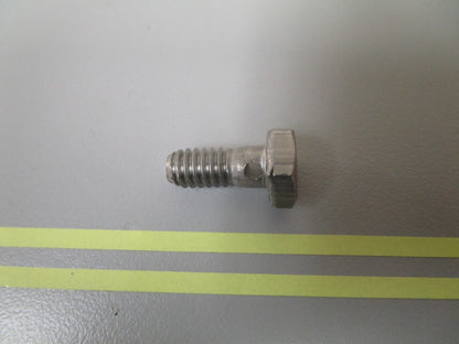 *NEW OEM* 0810 OMC Johnson Evinrude Screw 305401 0305401