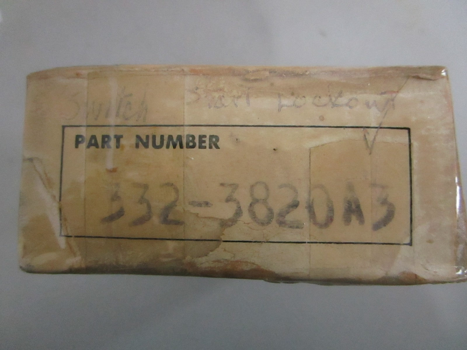 NEW OEM 332-3820A3 Mercury Quicksilver Switch Box Assy 0820