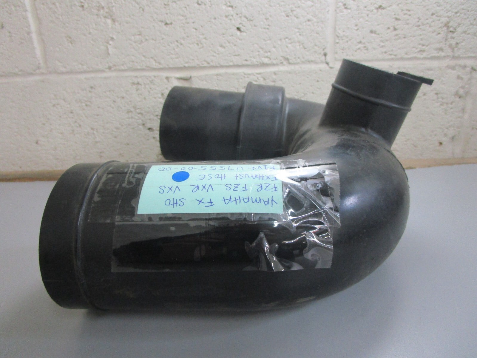 *NEW OEM* 0820 Yamaha FX SHO FZR FZS VXR VXS Exhaust Hose F1W-U7555-00-00