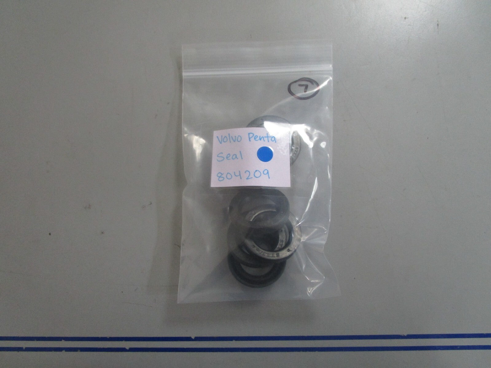 *NEW OEM* 0810 Volvo Penta Seal 804209