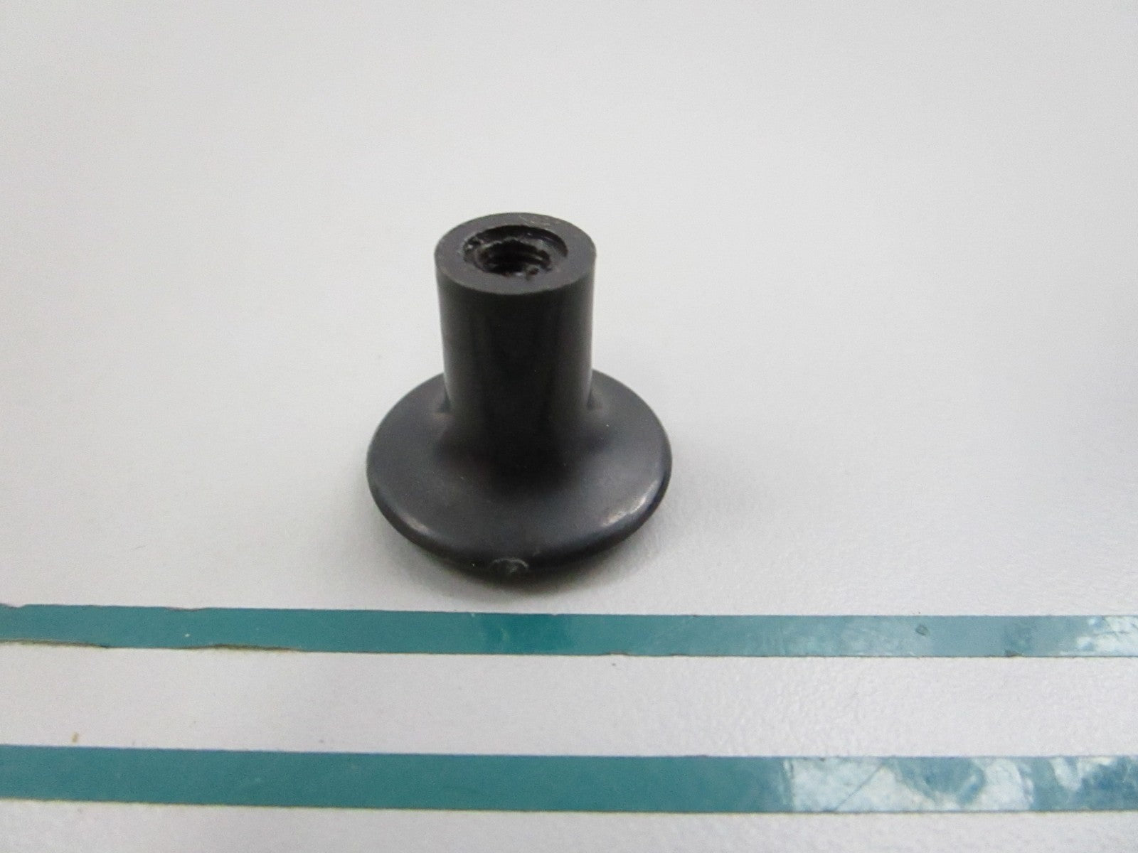 NEW OEM 86874 Mercury Quicksilver Knob 0810