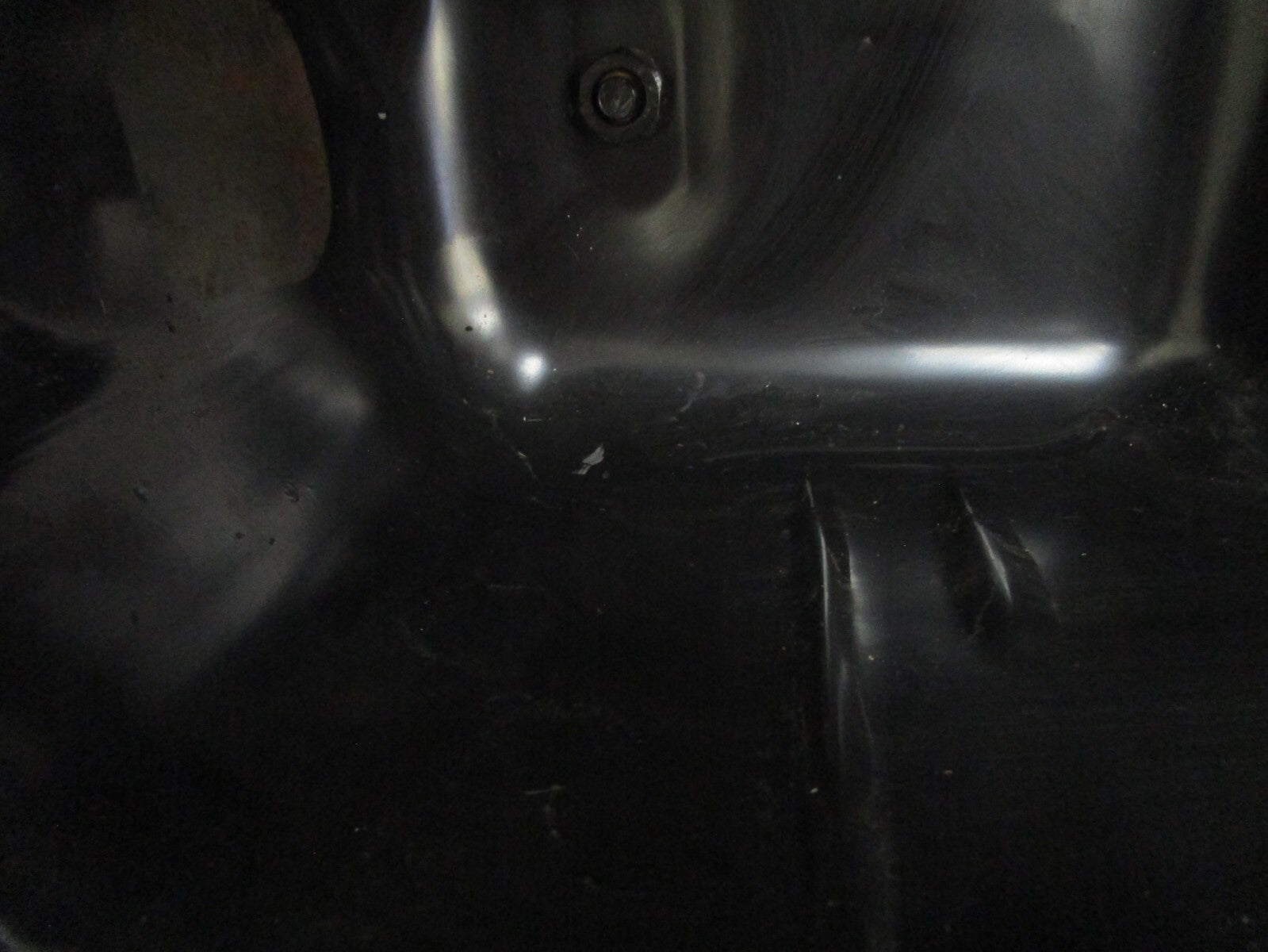 *NEW OEM* 0820 OMC Johnson Evinrude Oil Pan 5006166