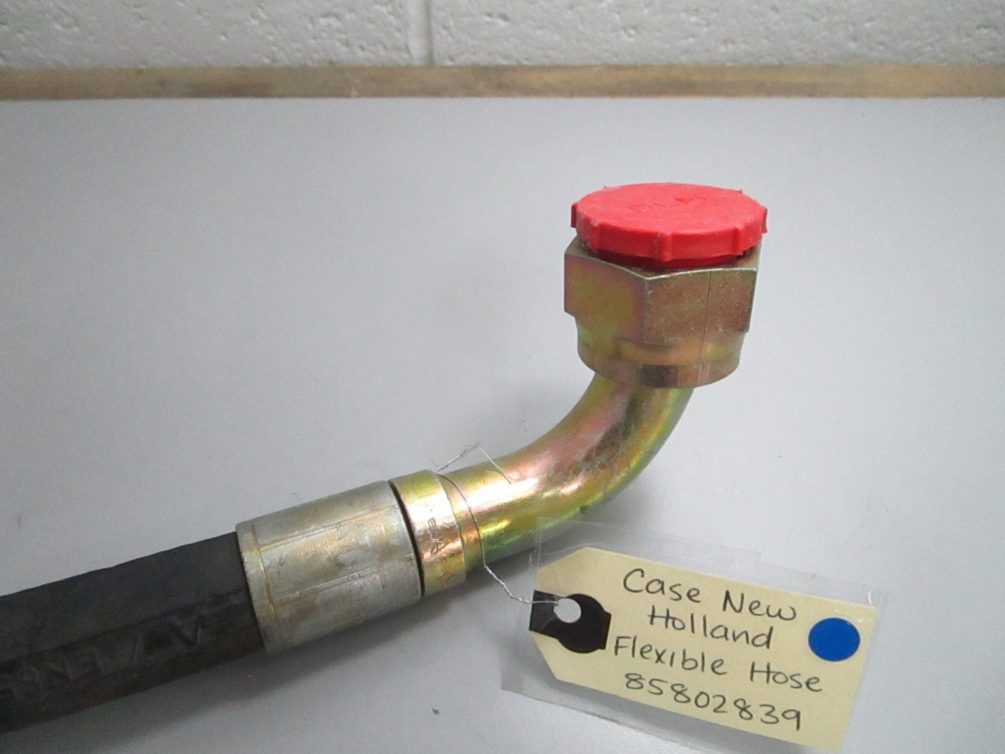 *NEW OEM* 0820 Case New Holland Flexible Hose 85802839