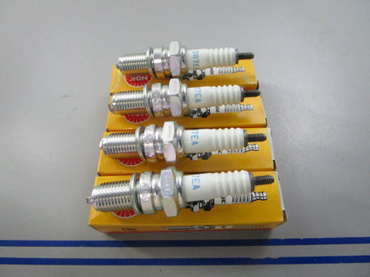 NEW (LOT OF 4) DR7EA NGK Spark Plug 0810