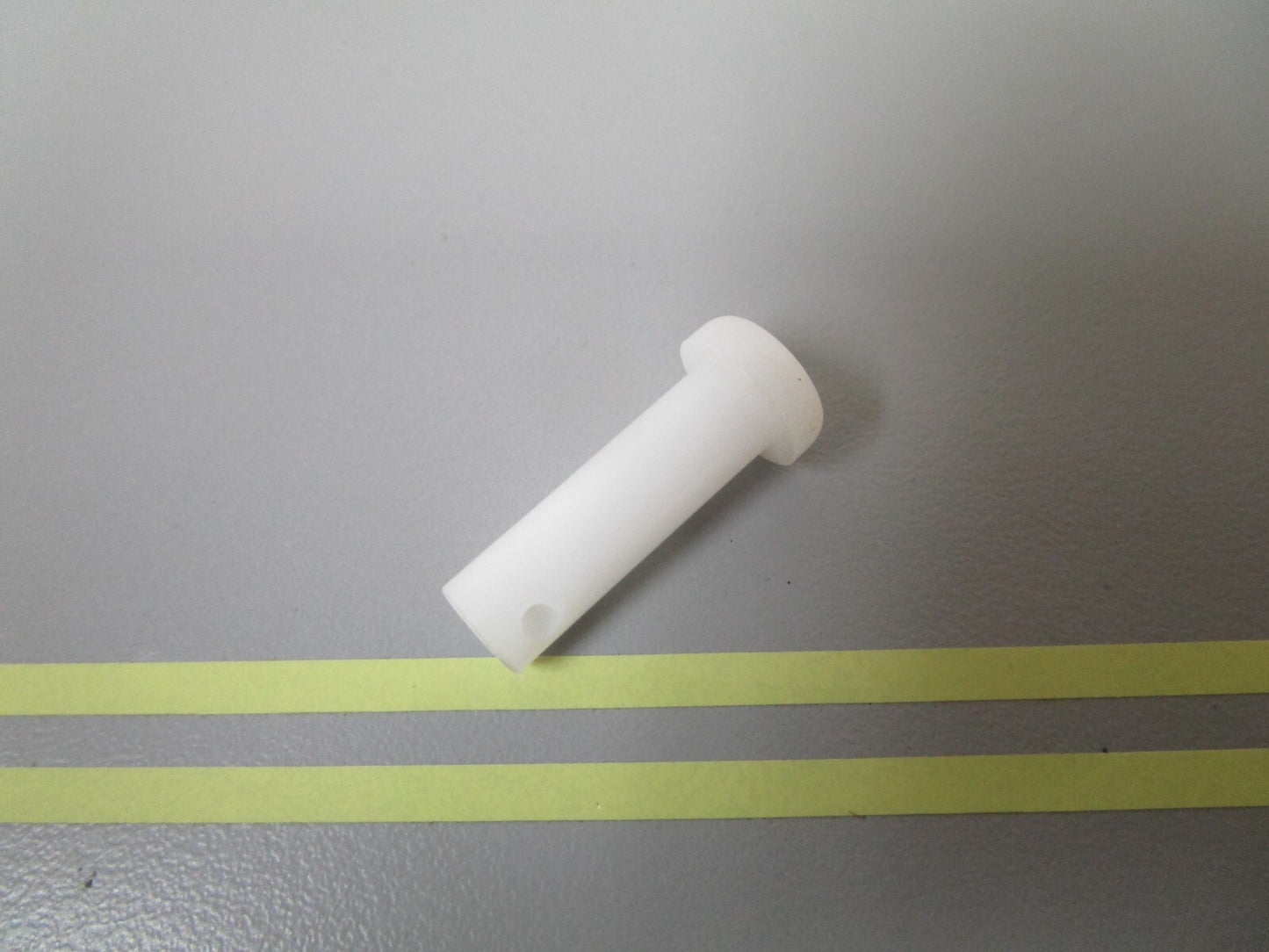 *NEW OEM* 0810 OMC Johnson Evinrude Anchor Pin 310525 0310525