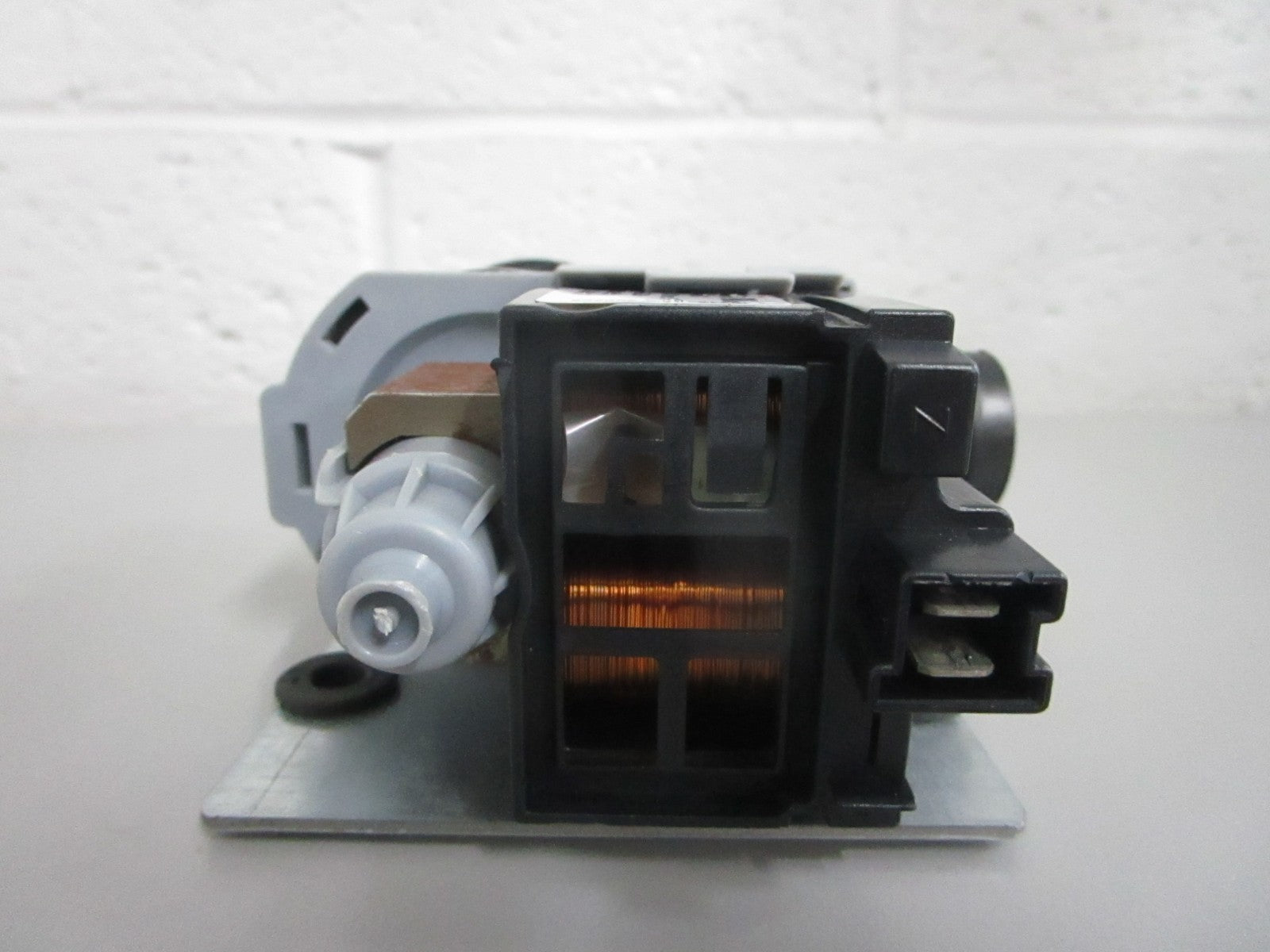 NEW OEM WP6-920639 Whirlpool Dishwasher Drain Pump 0820