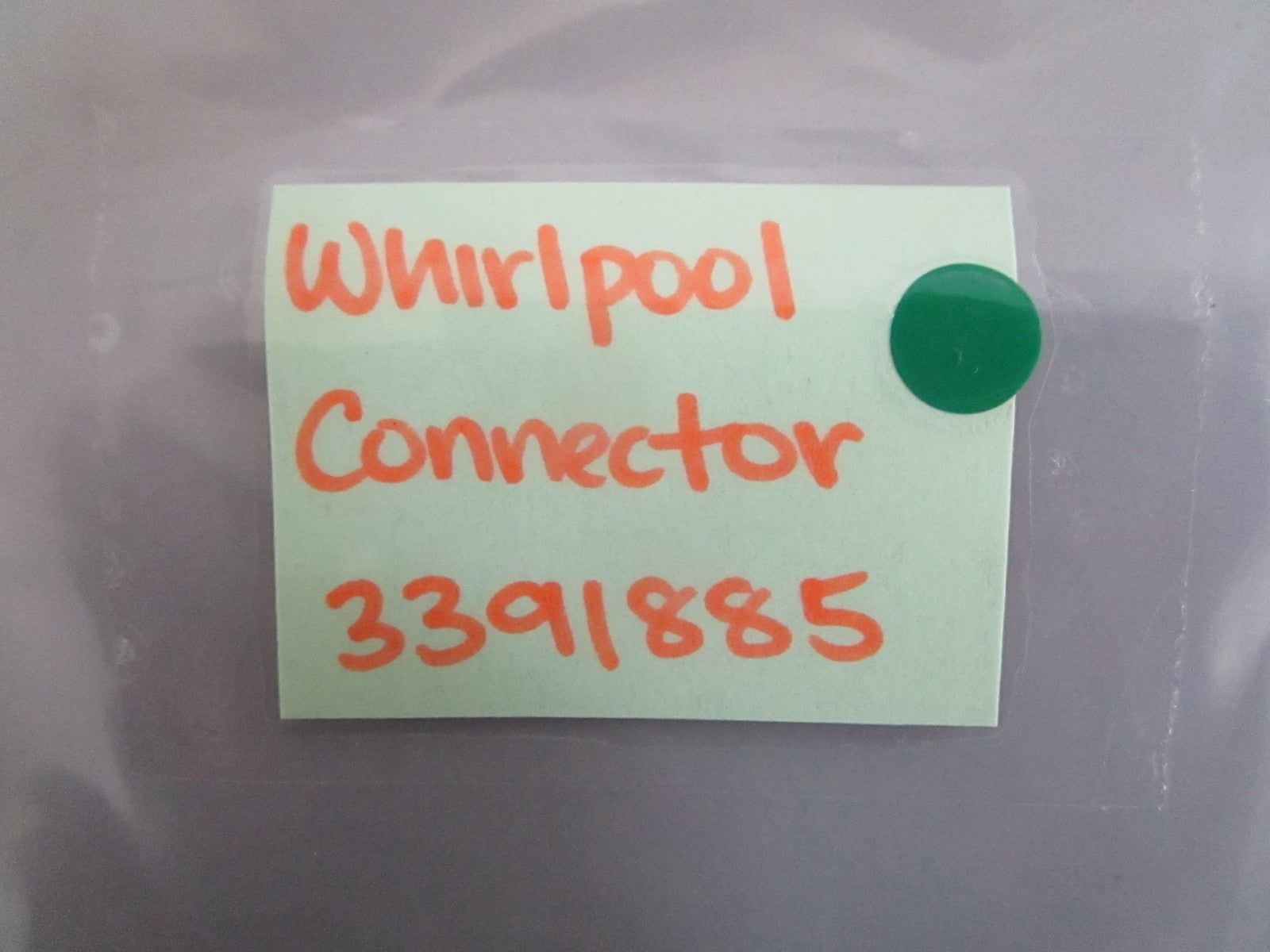 NEW OEM 3391885 Whirlpool Connector 0820