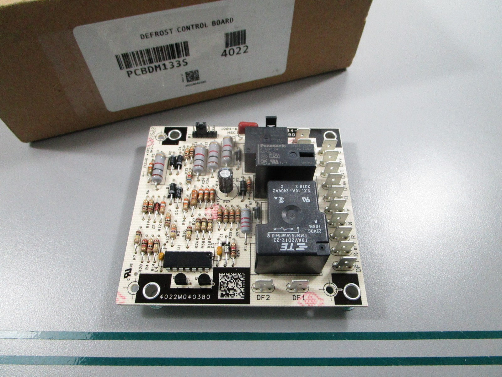 NEW OEM PCBDM1338 Goodman Defrost Control Board 0810
