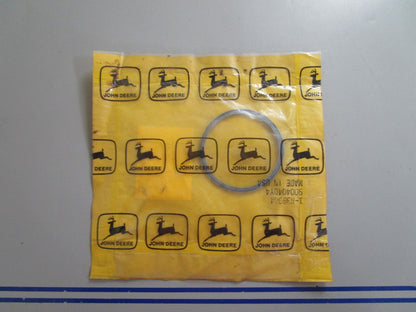 *NEW OEM* 0810 John Deere Ring R39304
