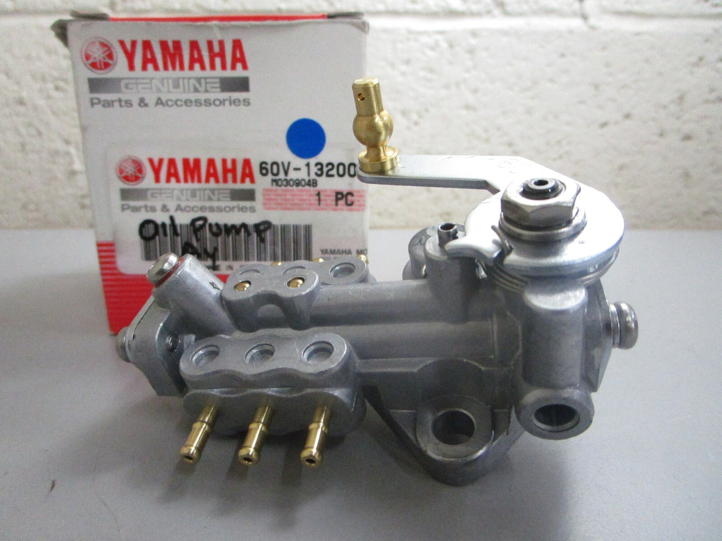 *NEW OEM* 0820 Yamaha Oil Pump Assy 60V-13200-01-00