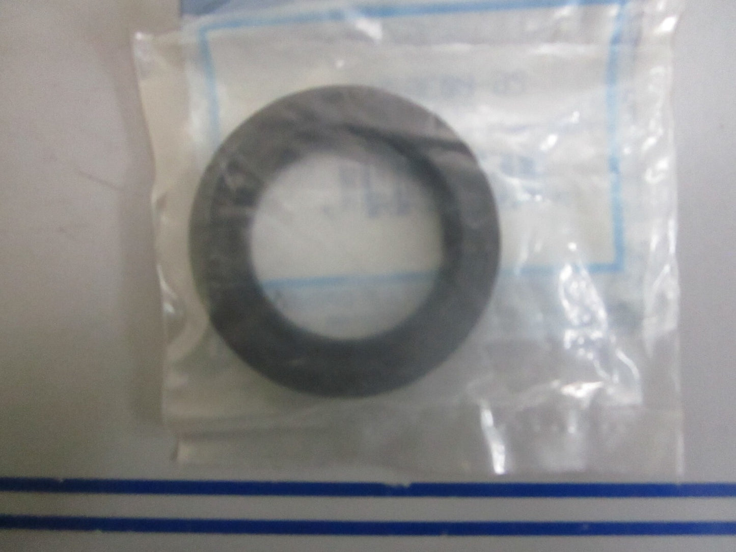 *NEW OEM* 0820 Mercury Quicksilver Seal 26-803878