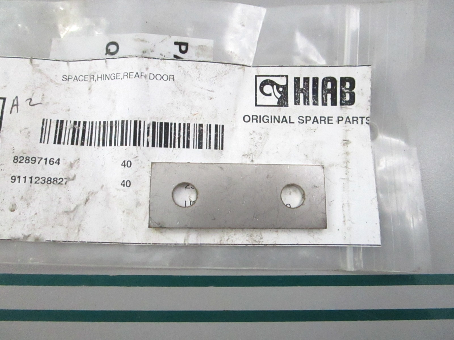 NEW OEM 509.100.0052 HIAB Rear Door Hinge Spacer 0810