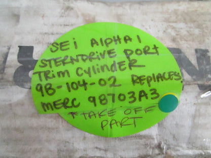 NEW 9B-104-02 SEI Alpha I Sterndrive PORT Trim Cylinder Rep: 98703A3 Merc 0820
