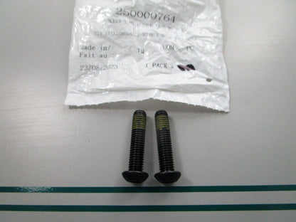 NEW (LOT OF 2) 250000765 Ski-Doo Screw 0810