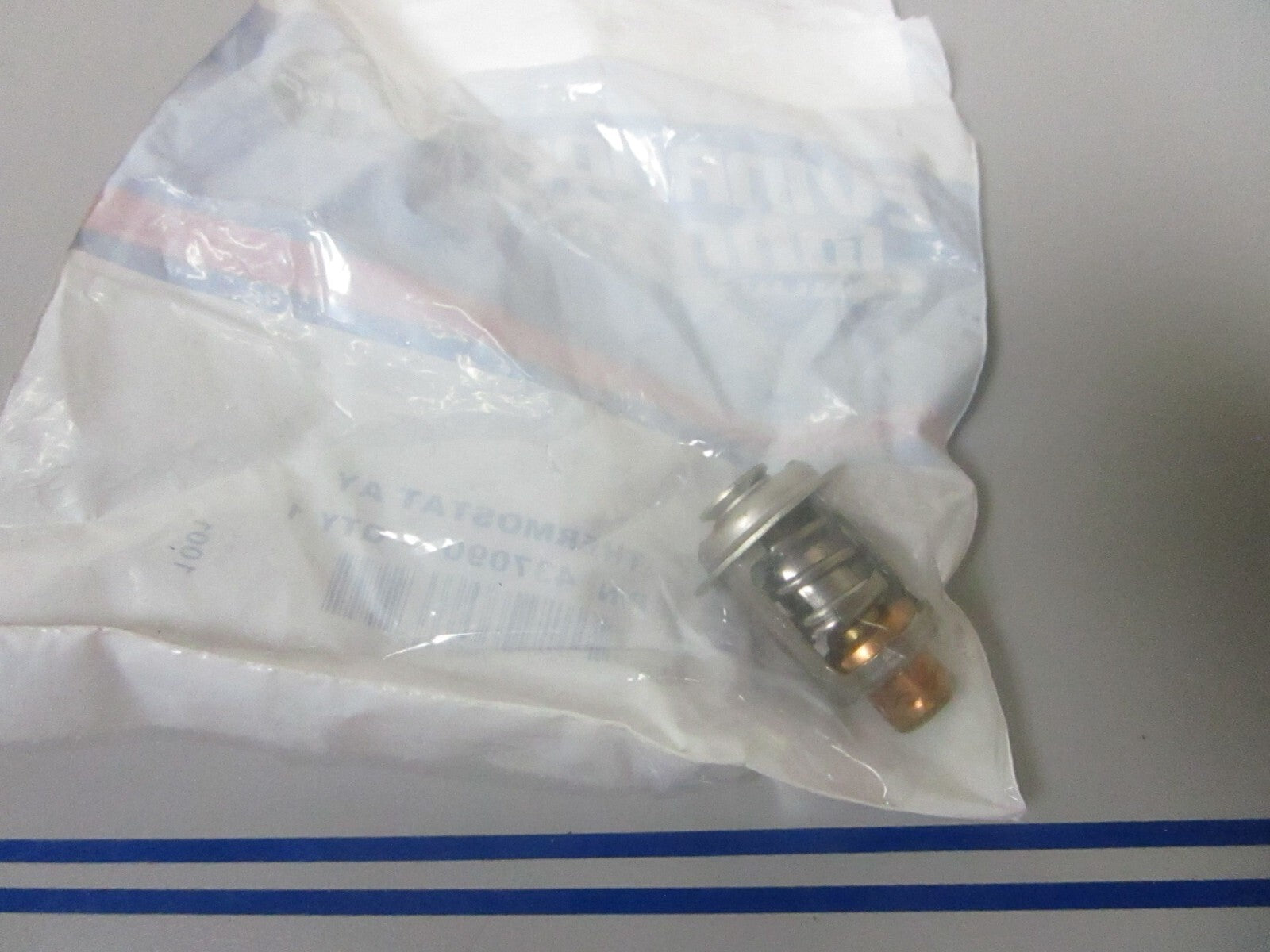 *NEW OEM* 0770 OMC Johnson Evinrude Thermostat Ay 437090 0437090