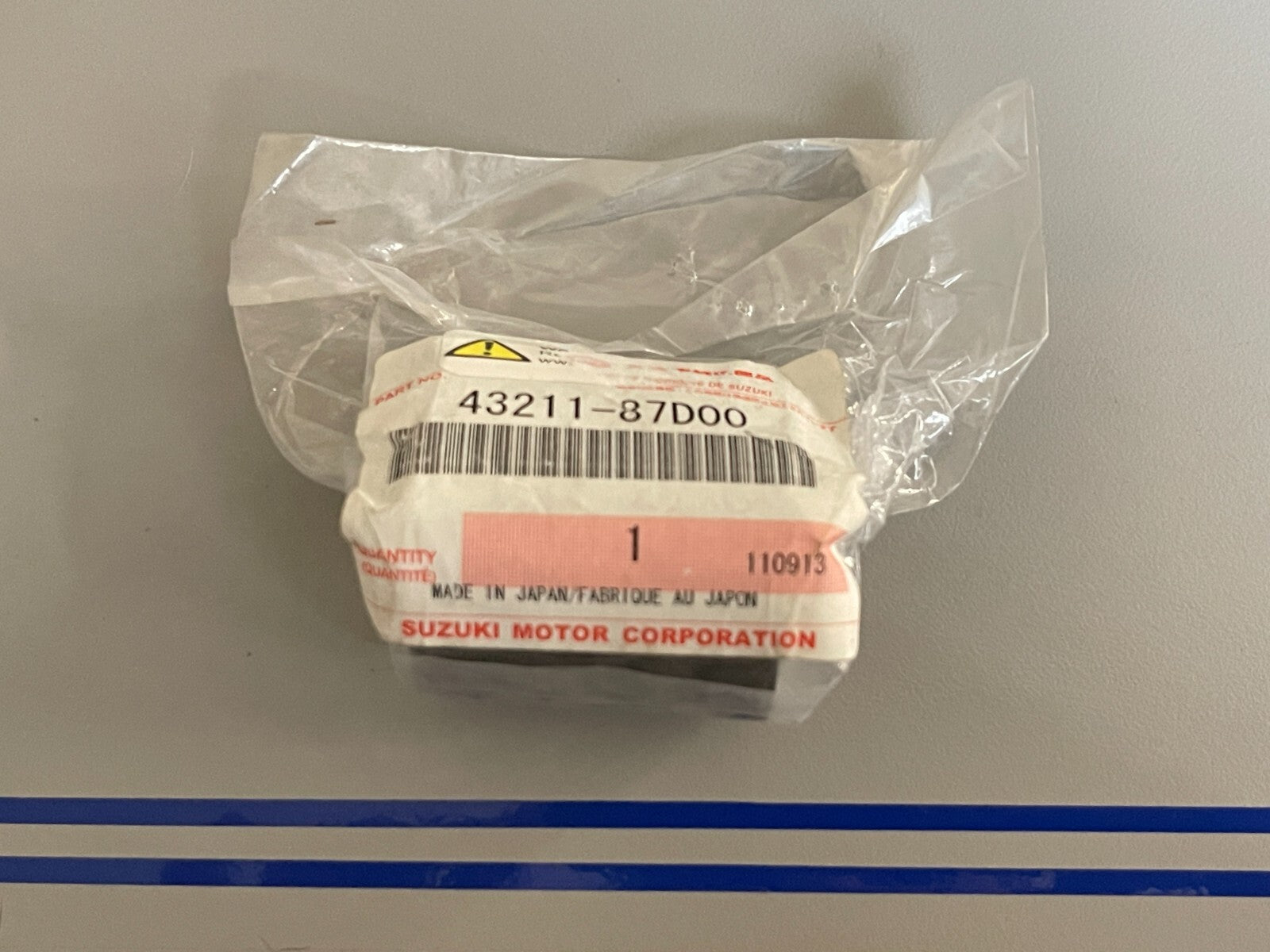 *NEW OEM* 0810 Suzuki Bushing 43211-87D00