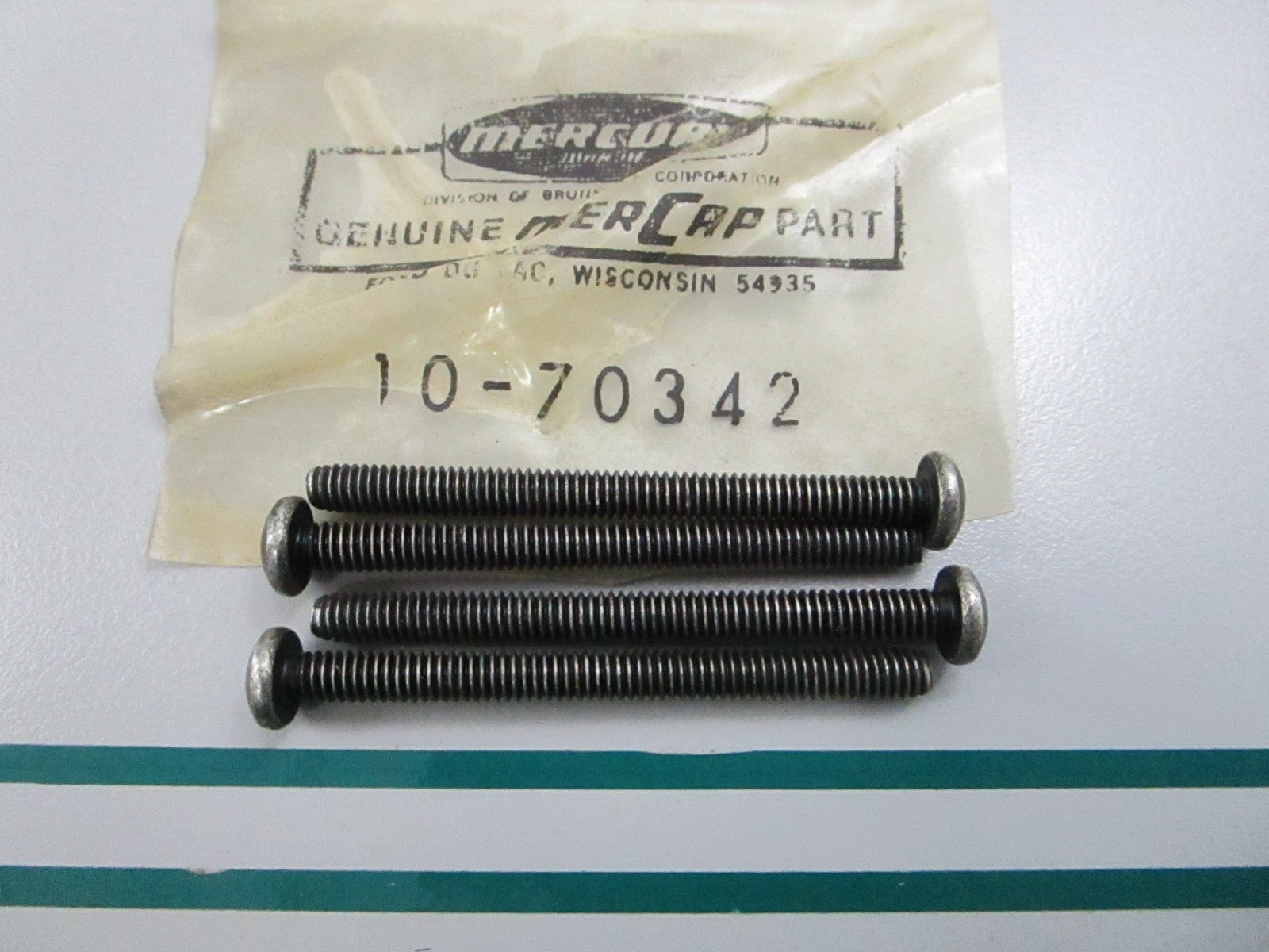 NEW OEM (LOT OF 4) 10-70342 Mercury Quicksilver Screw 0810