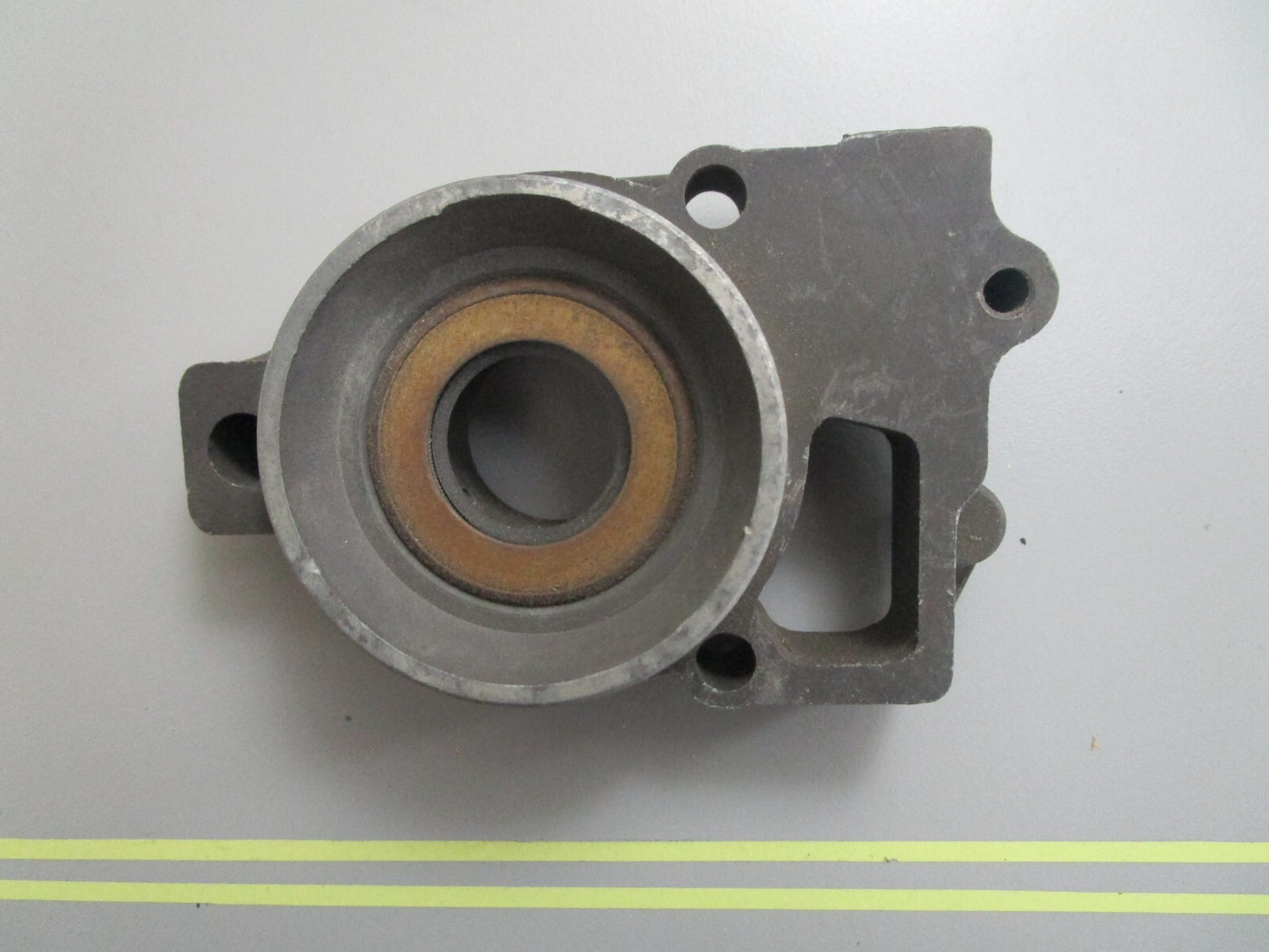 *NEW OEM* 0810 Mercury Quicksilver Water Pump Base 46-33132A1