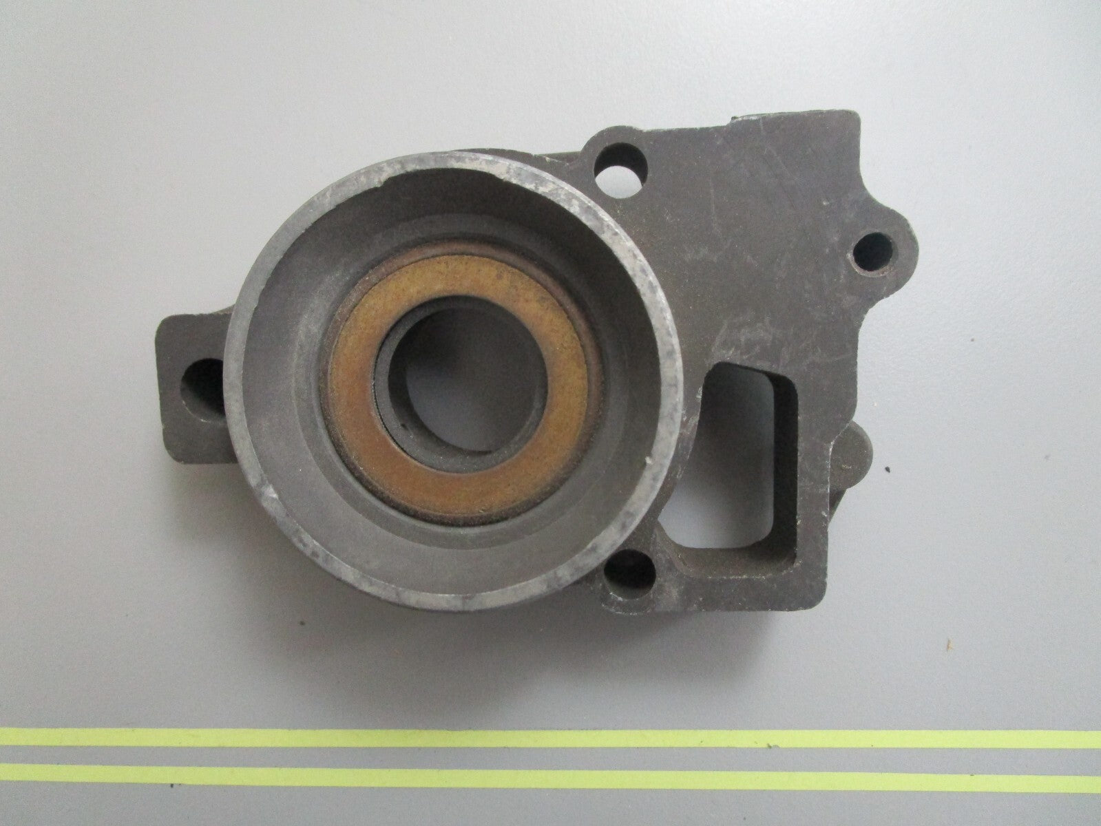 *NEW OEM* 0810 Mercury Quicksilver Water Pump Base 46-33132A1