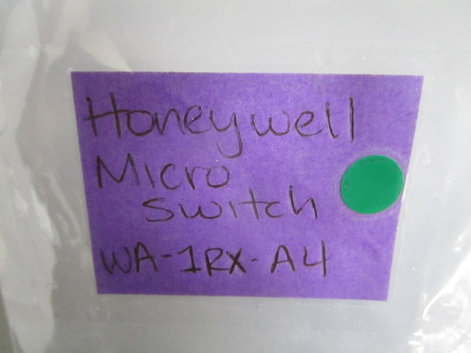 Honeywell MICRO SWITCH WA-1RX-A4 SPST-NC 20A Pin Plunger LOT OF 2 NEW OEM 0820