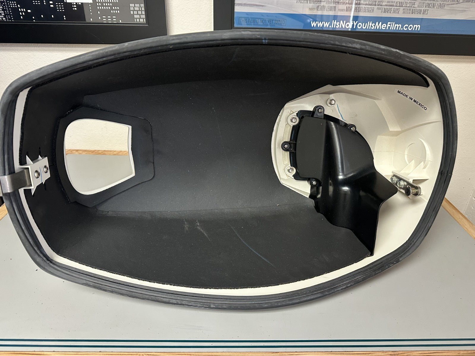 Evinrude 285824 Engine Cover Cowl Hood White 25 30 HP E-TEC OEM NOS ETEC