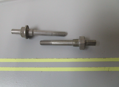 *NEW OEM* (LOF OF 2) 0810 OMC Johnson Evinrude Screw 310052 0310052