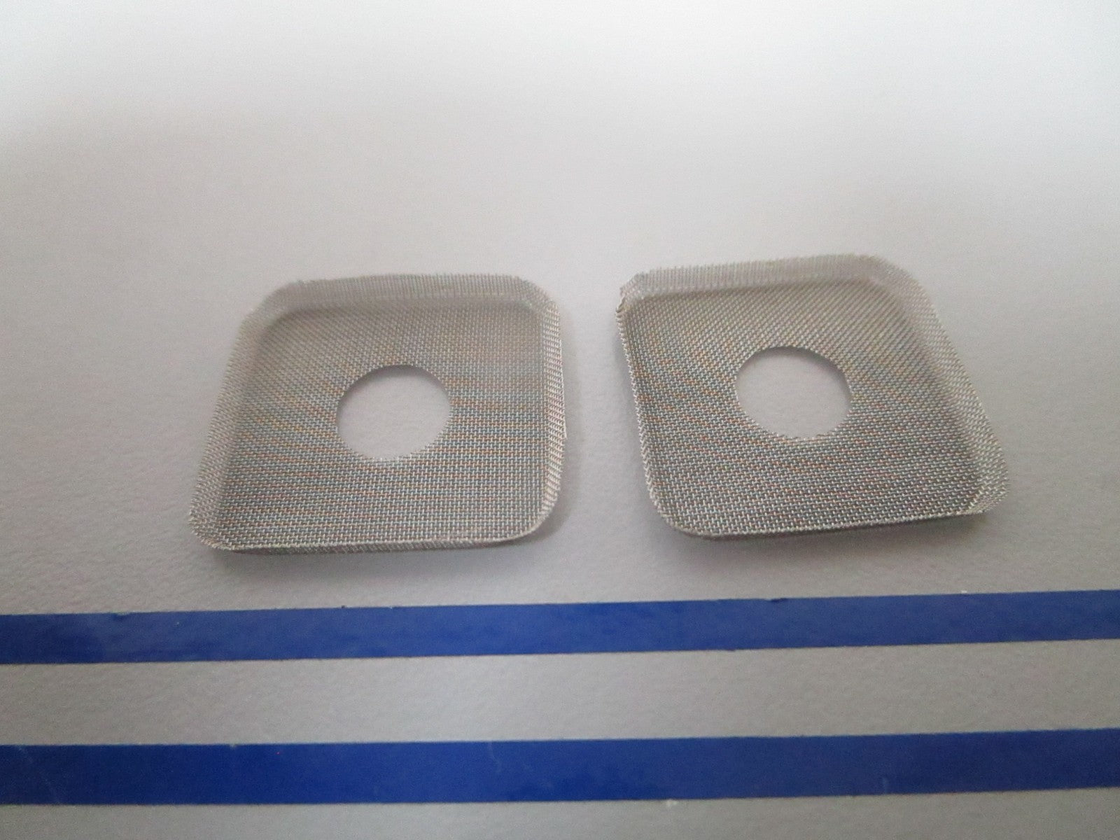 NEW OEM (LOT OF 2) 312633 0312633 OMC Johnson Evinrude Screen 0810