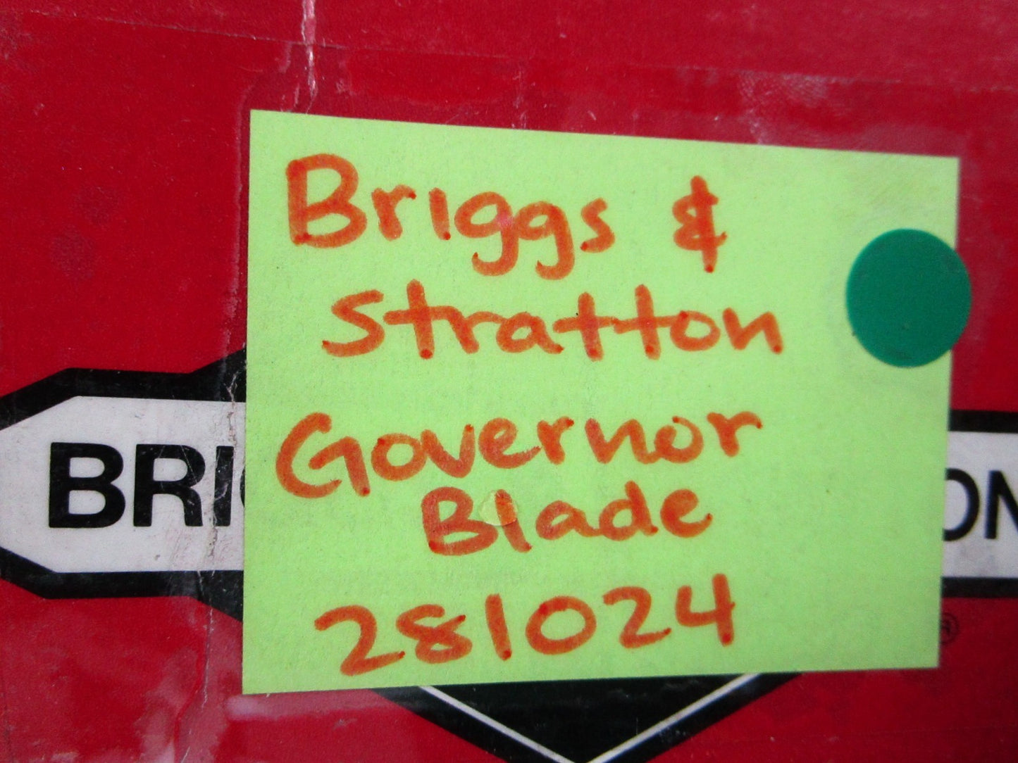 NEW OEM 281024 Briggs & Stratton Governor Blade 0810