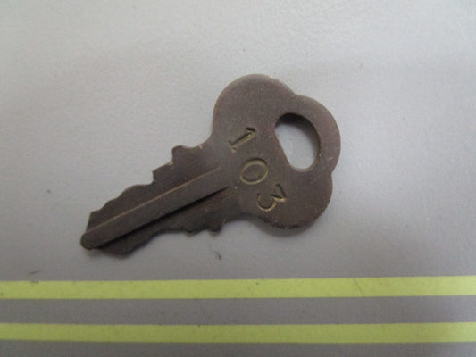 *NEW OEM* 0810 OMC Johnson Evinrude Ignition Key KF103 501618 0501618