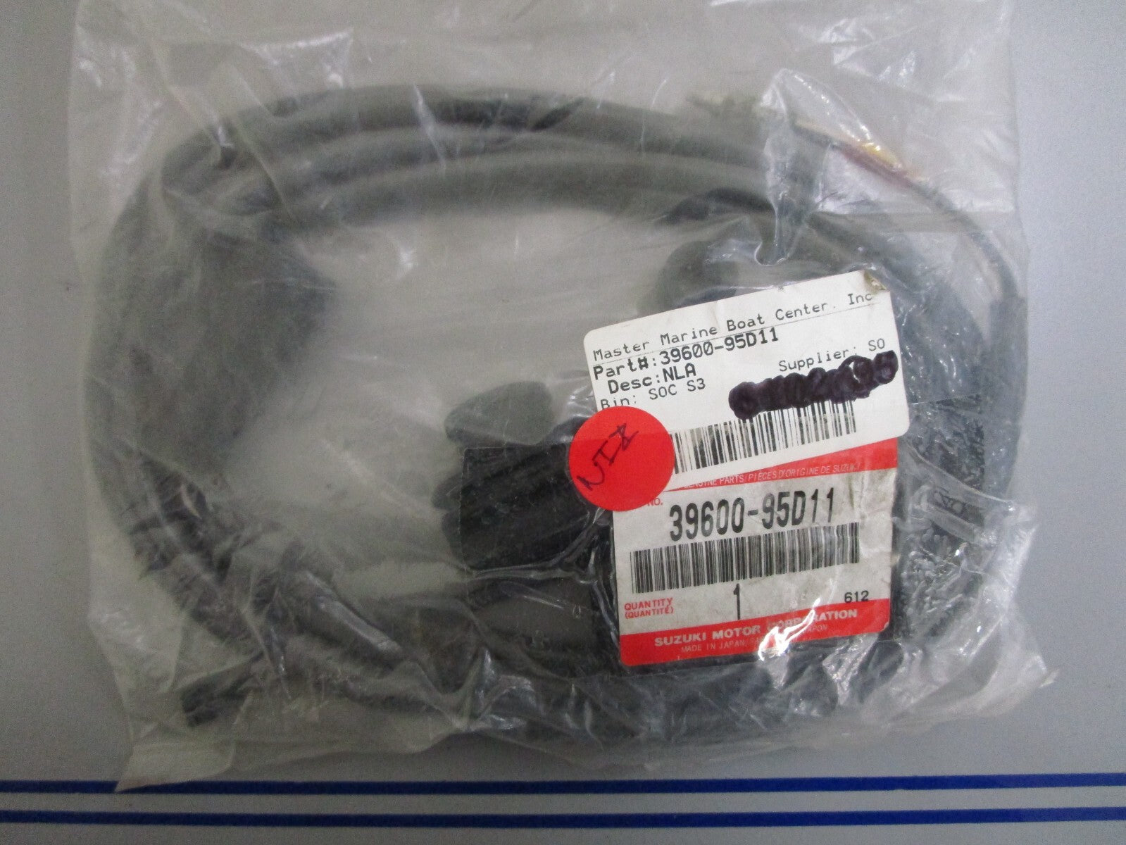 *NEW OEM* 0820 Suzuki Receptacle 39600-95D11