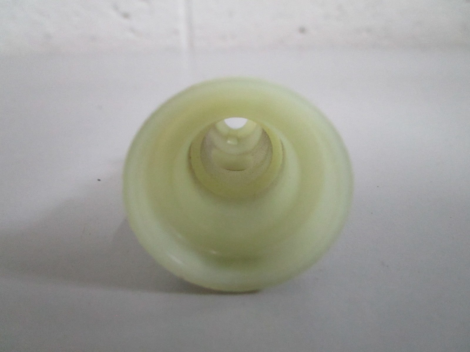 NEW OEM 1030780283 Mercedes-Benz Fuel Injector Nozzle Holder 0820