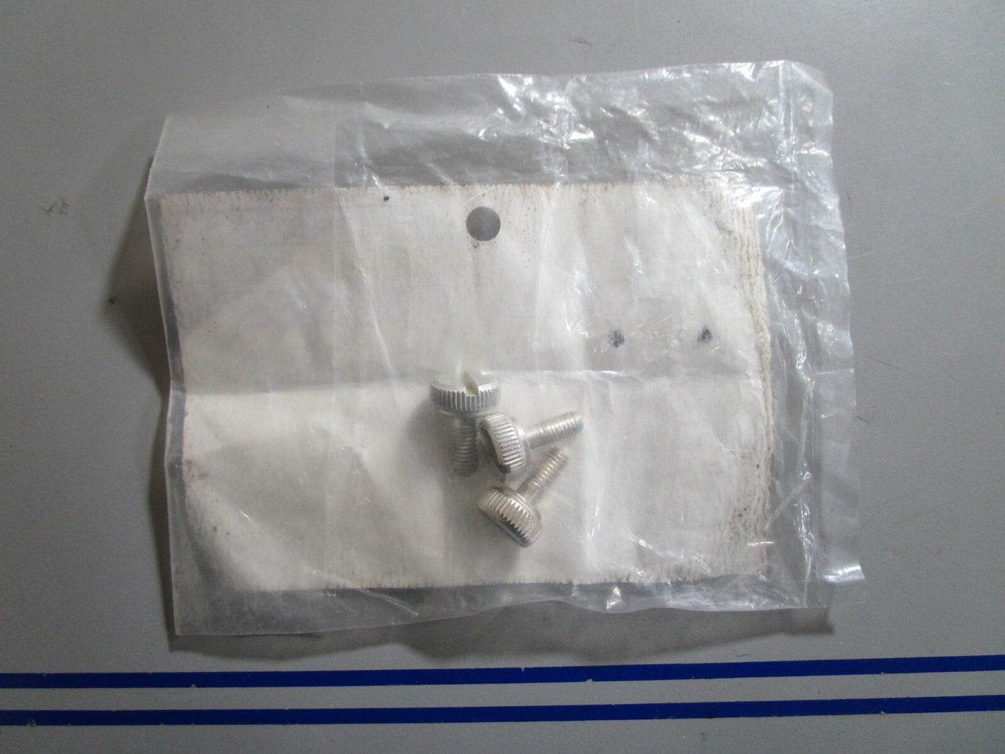 *NEW OEM* (LOT OF 3) 0810 OMC Johnson Evinrude Screw 330061 0330061