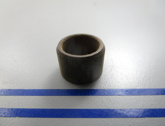 NEW OEM 550038 0550038 OMC Johnson Evinrude Bushing 0810
