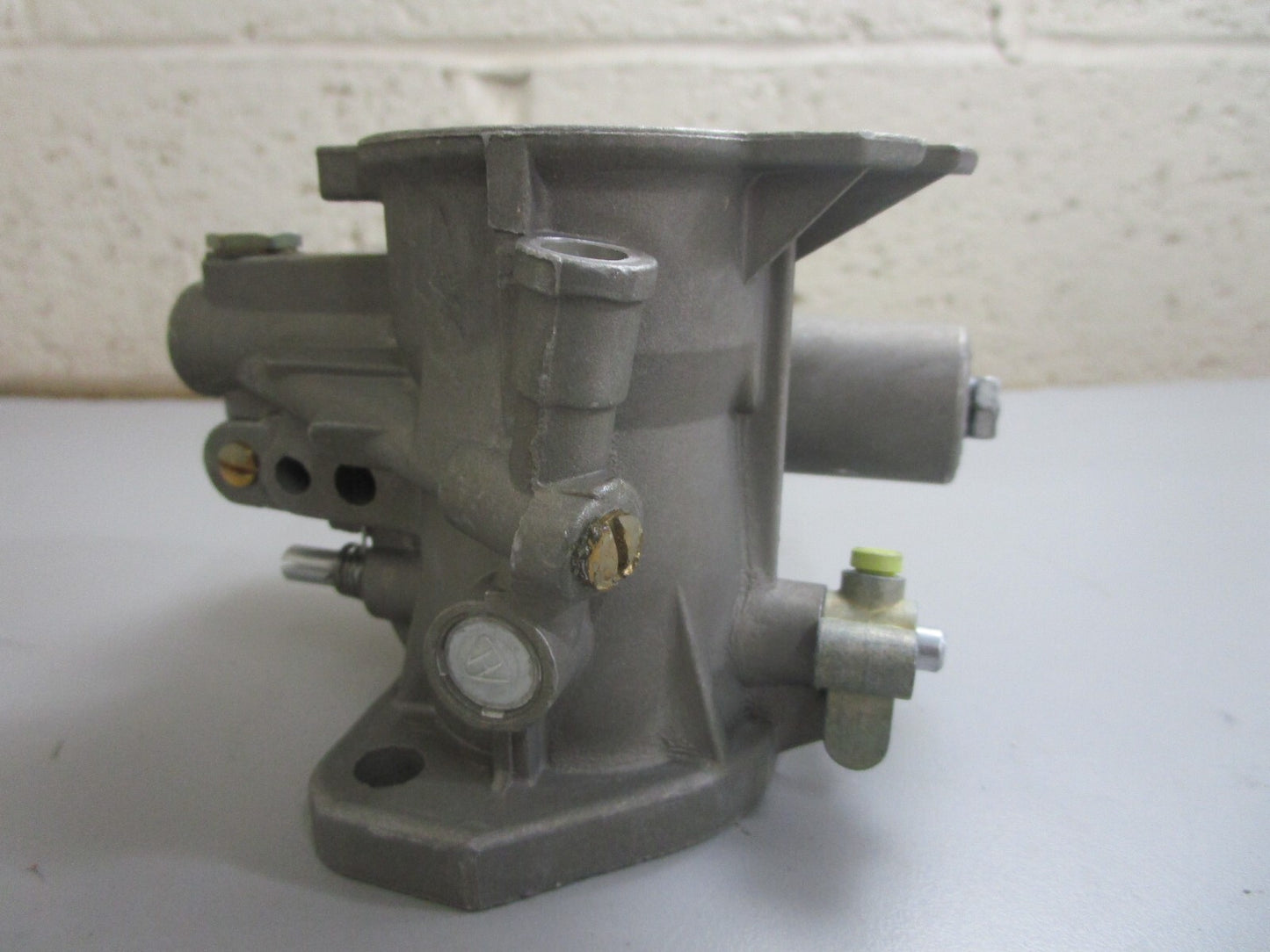 *NEW OEM* 0820 Mercury Quicksilver Carburetor 1352-4510A30
