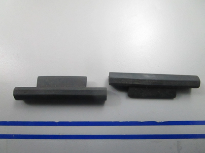 *NEW OEM* (LOT OF 2) 0810 OMC Johnson Evinrude Seal & Pin 5007770