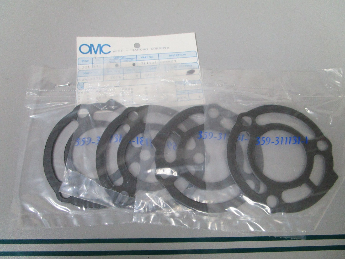 NEW OEM (LOT OF 4) 311131 0311131 OMC Johnson Evinrude End Cap Gasket 0810