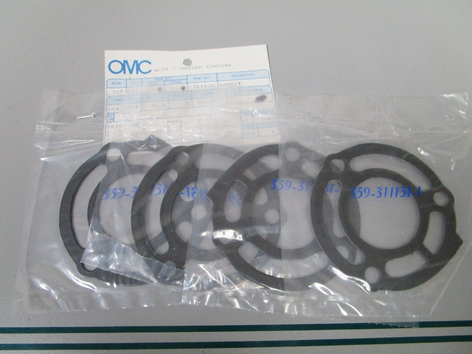 NEW OEM (LOT OF 4) 311131 0311131 OMC Johnson Evinrude End Cap Gasket 0810