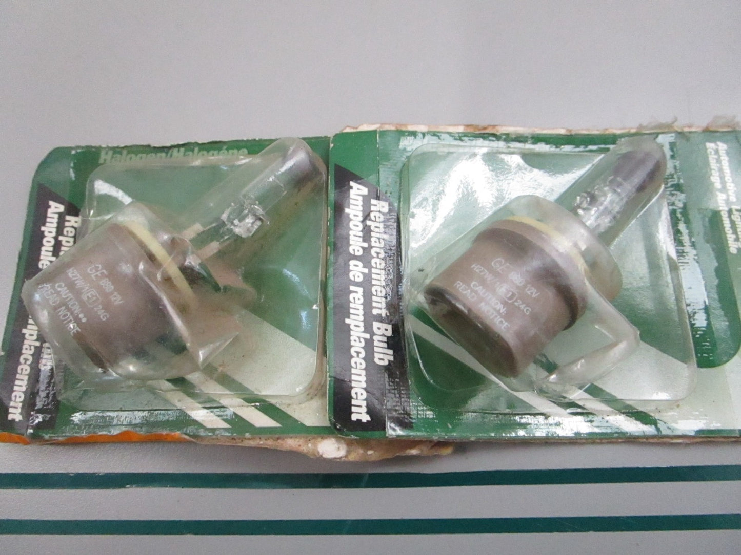 Arctic Cat NEW OEM Headlight Bulb 0409-045 880 12V ATV NOS (LOT OF 2) 0810