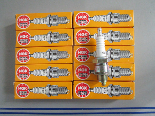 *NEW OEM* (LOT OF 10) 0820 NGK Spark Plug BP8HS