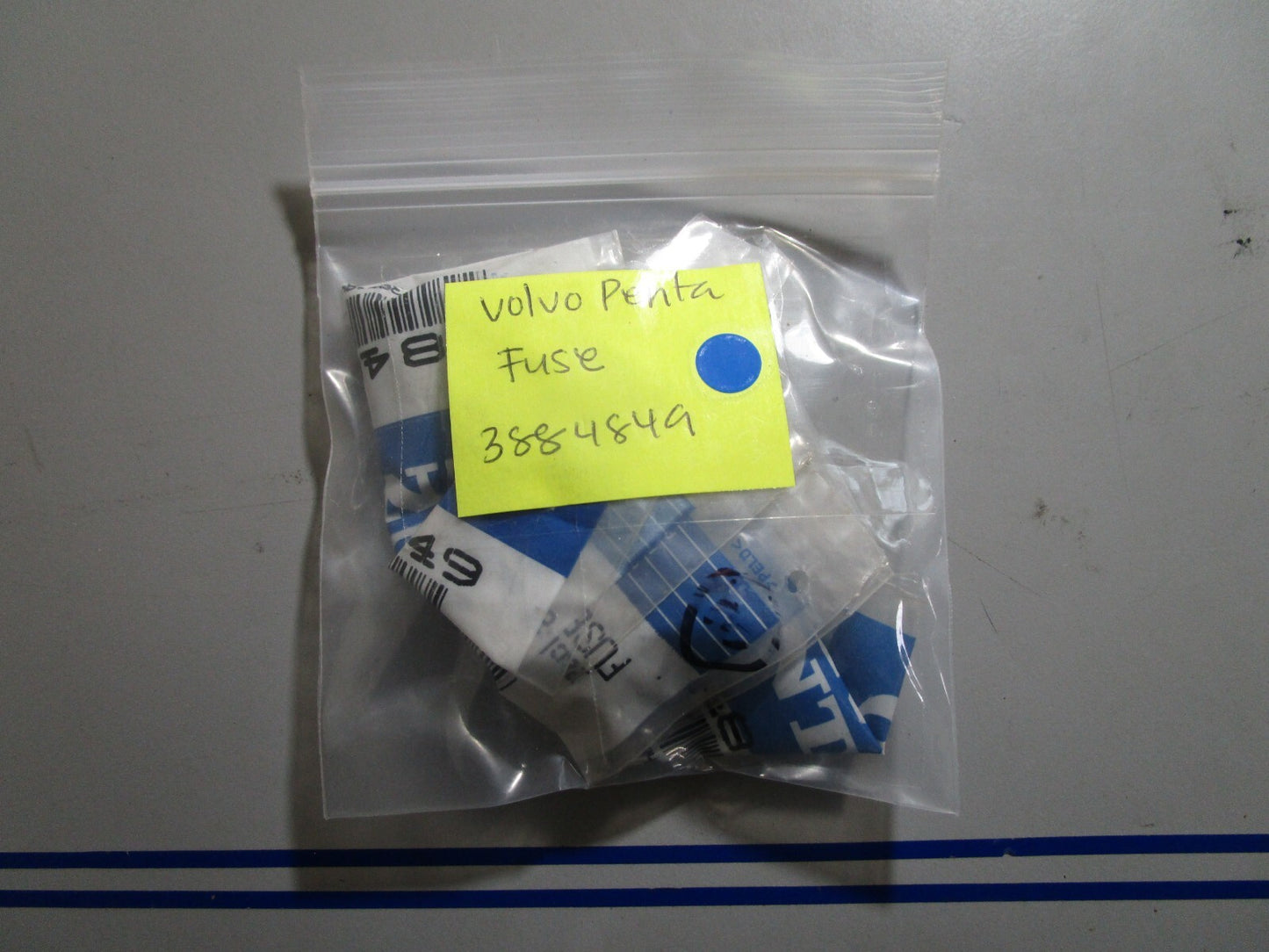 *NEW OEM* 0810 Volvo Penta Fuse 3884849