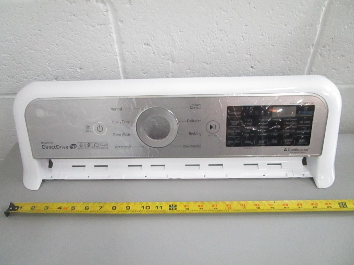 NEW OEM AGL76194001 LG Front Panel Assy 0820