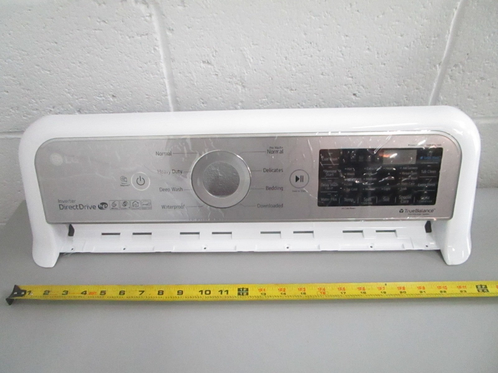 NEW OEM AGL76194001 LG Front Panel Assy 0820