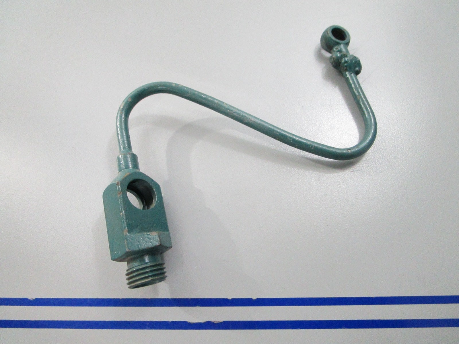 *NEW OEM* 0810 Volvo Penta Pipe 843668