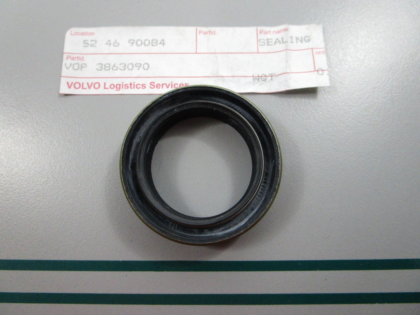 NEW OEM 3863090 Volvo Penta Oil Seal 0810