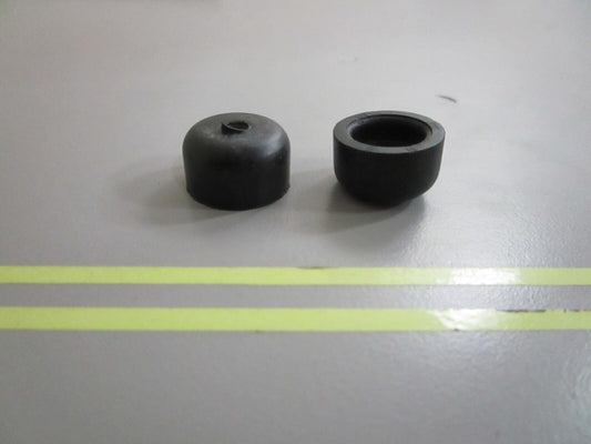 *NEW OEM* (LOT OF 2) 0810 OMC Johnson Evinrude Bumper 311371 0311371