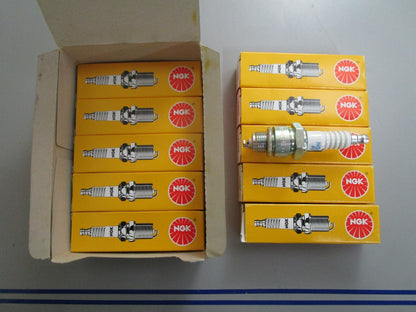 *NEW* 0820 (LOT OF 10) NGK Spark Plug BPR7HS-10