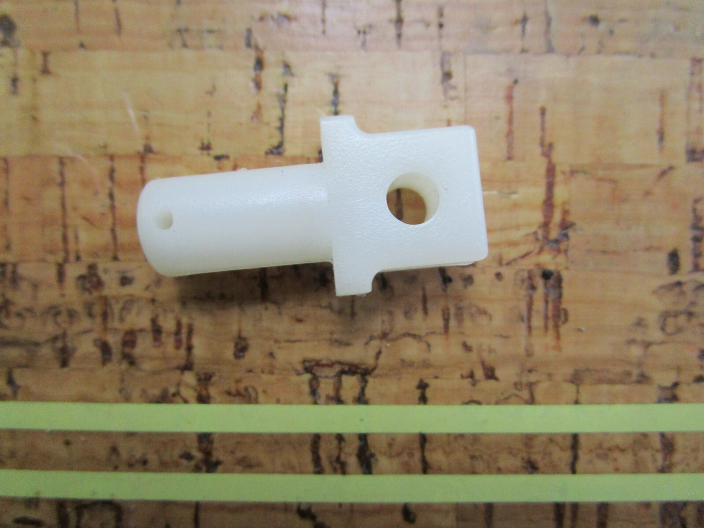 *NEW OEM* 0810 OMC Johnson Evinrude Retainer 315104 0315104