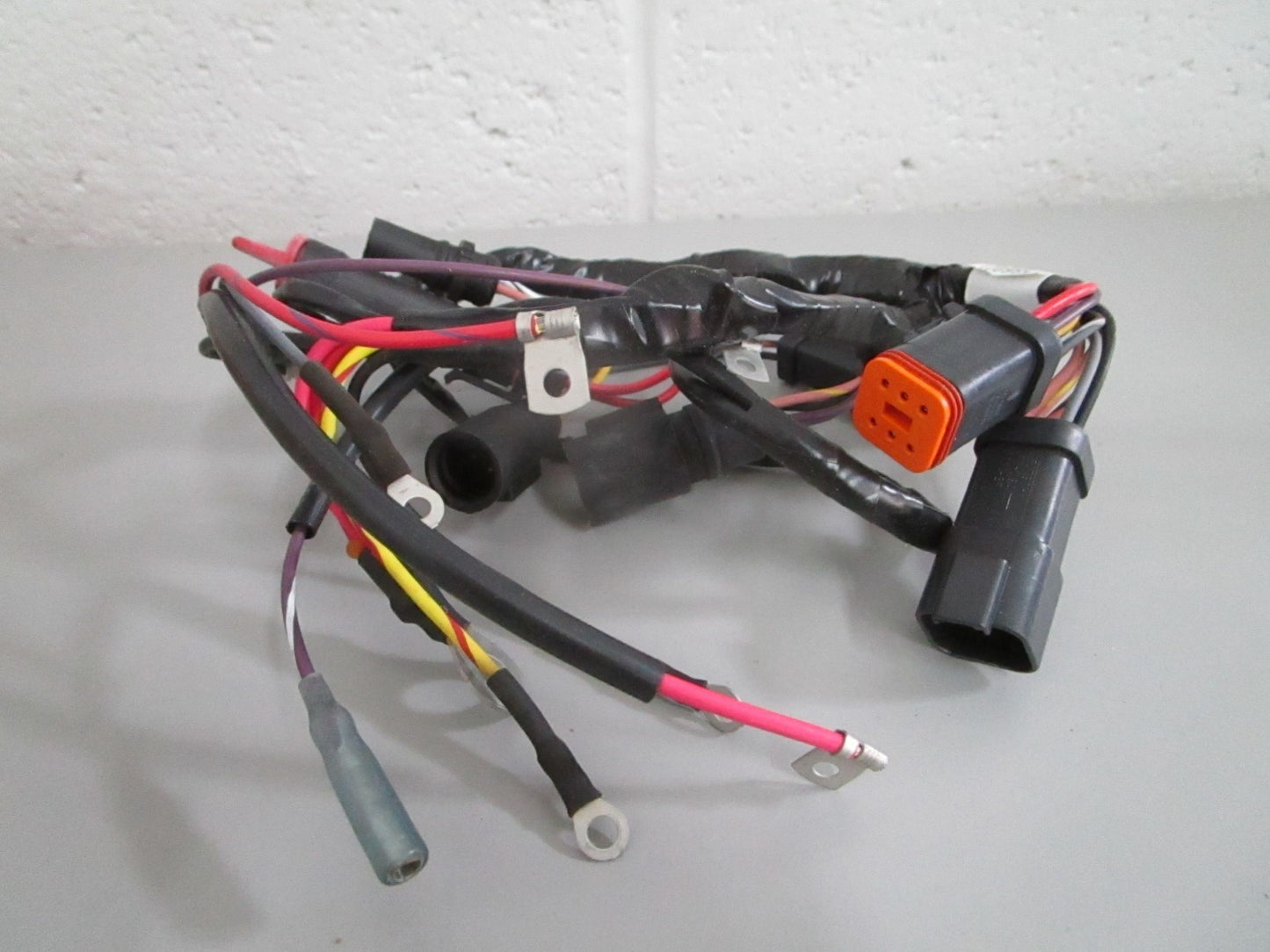 NEW OEM 586021 0586021 OMC Johnson Evinrude Motor Cable Assy 0820
