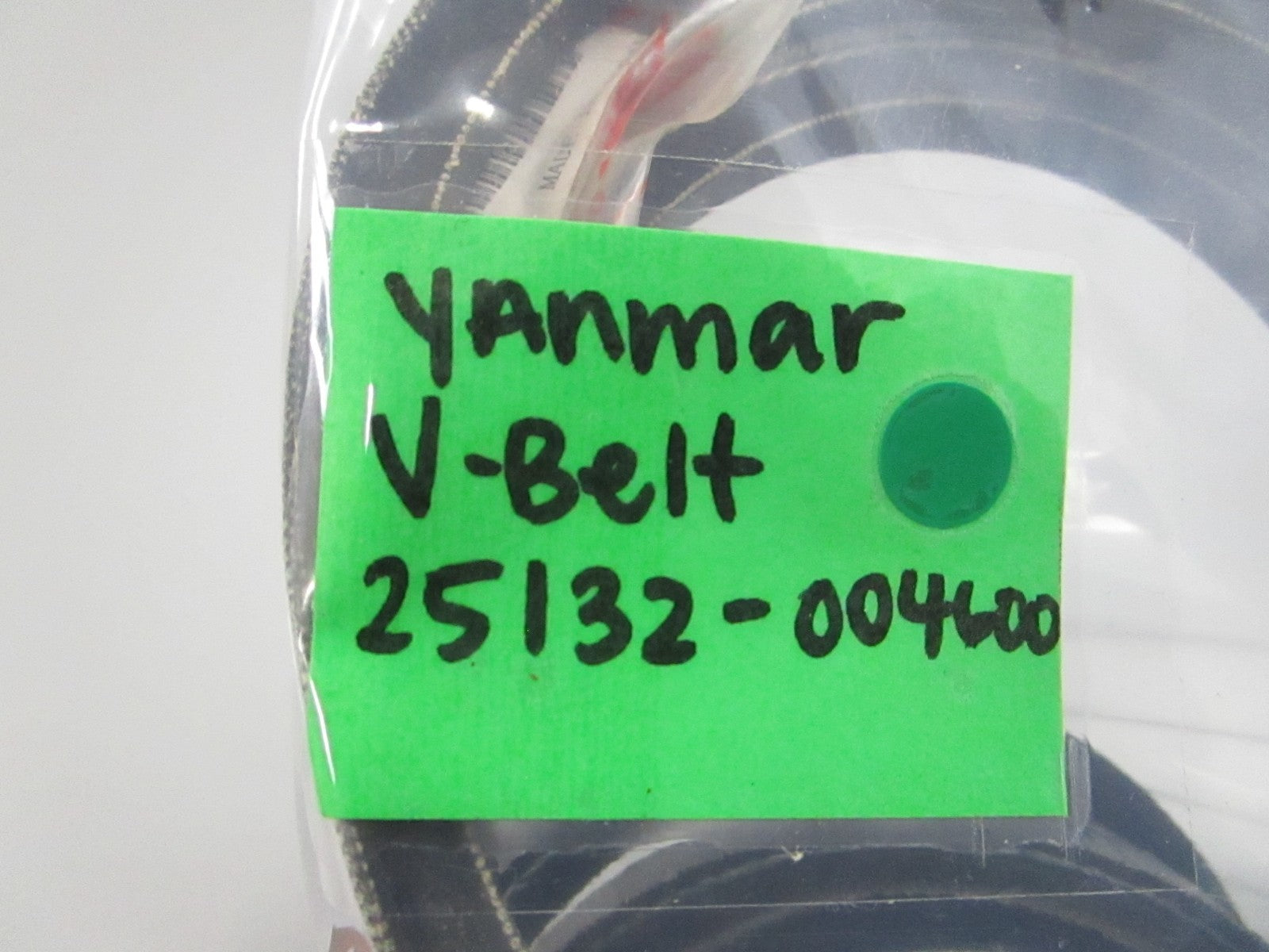 NEW OEM 25132-004600 Yanmar V-Belt 0810