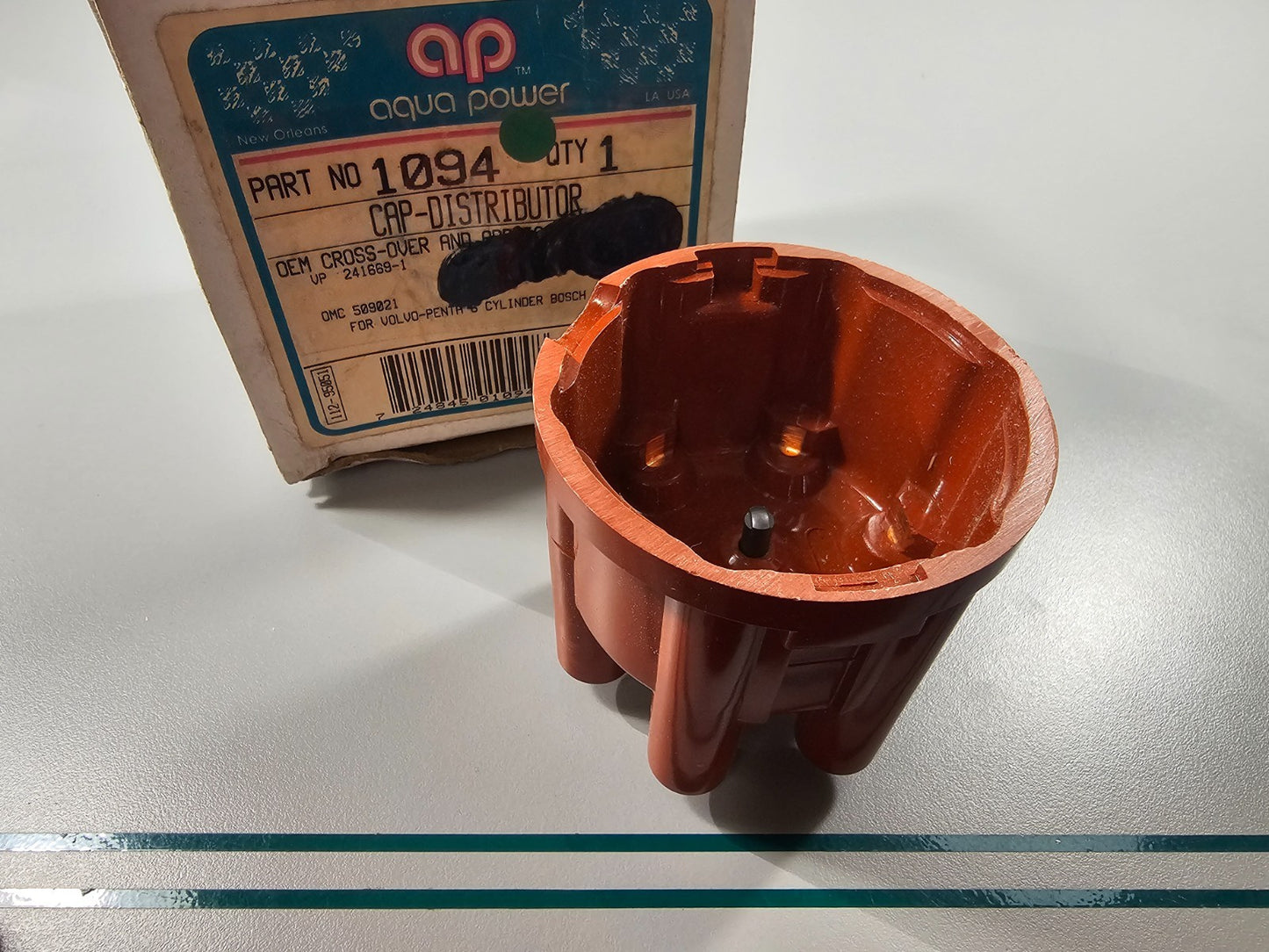 NEW 1094 Replaces: Volvo Penta 241669-1 Aqua Distributor Cap 0810